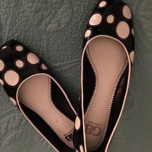 Gianni Bini Flats