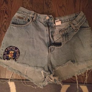 High wasted denim shorts