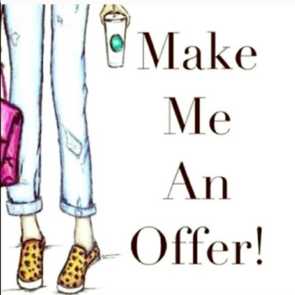 TOPRATEDSELLER! Taking all offers 😍