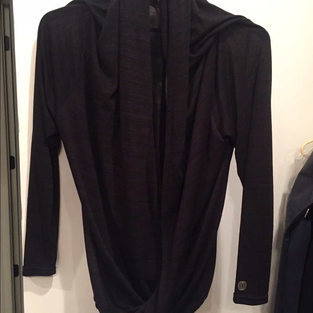 Yoga pull over