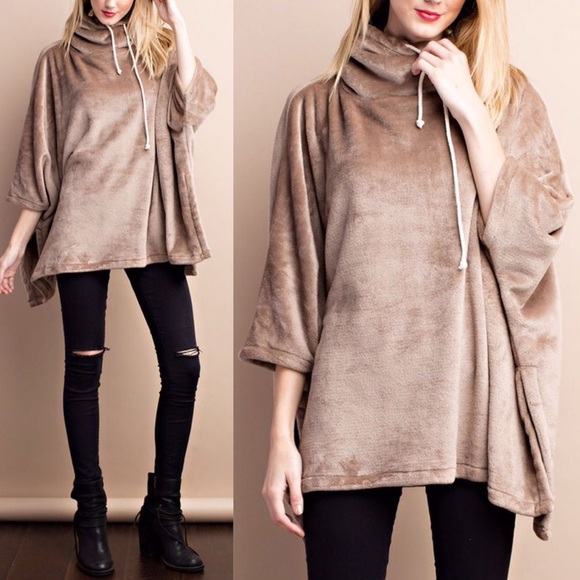 🆕STASSIE oversized fleece poncho top - BLACK - Picture 4 of 4