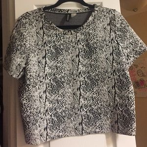 H&M cropped shirt