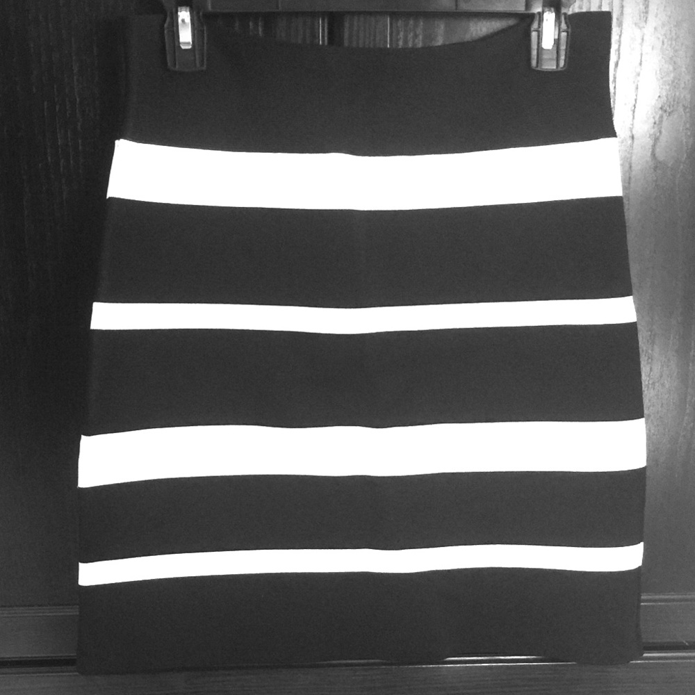BCBG Power Mini Skirt