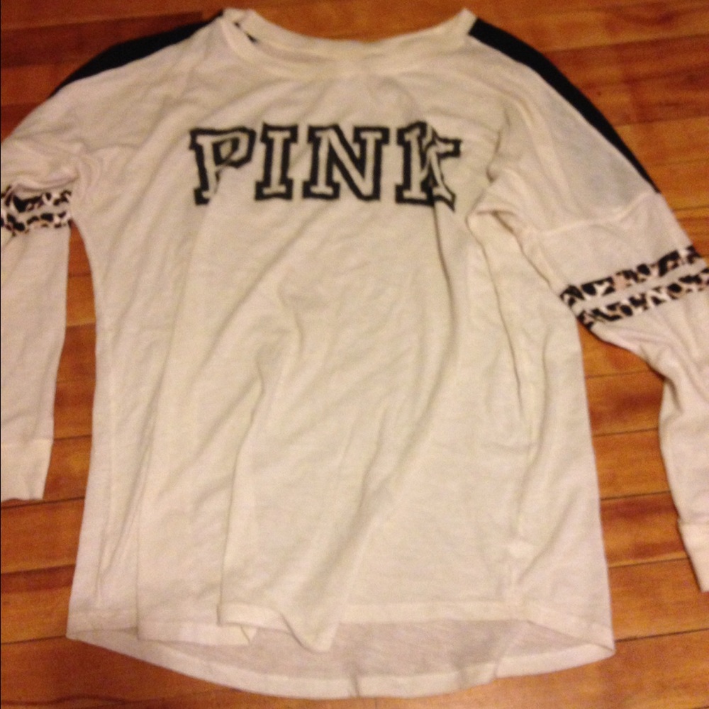 Cute VS pink shirt
