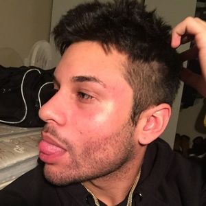 Meet your Posher, Jason