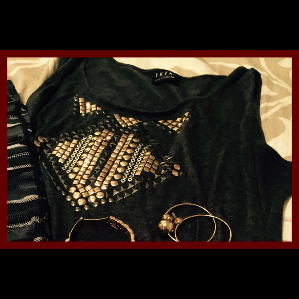 💋 BUNDLE 3 SHIP FREE!💋T-shirt( workout or jeans