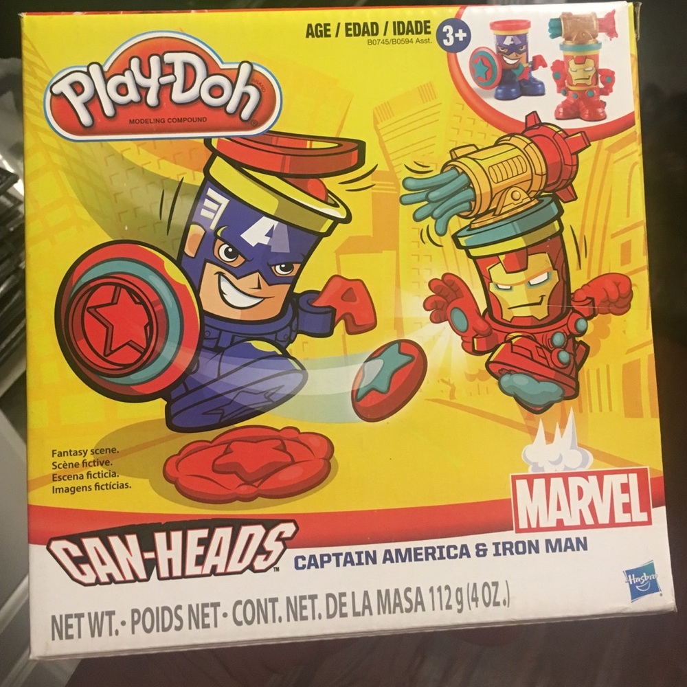 Play doh Marvel Kit
