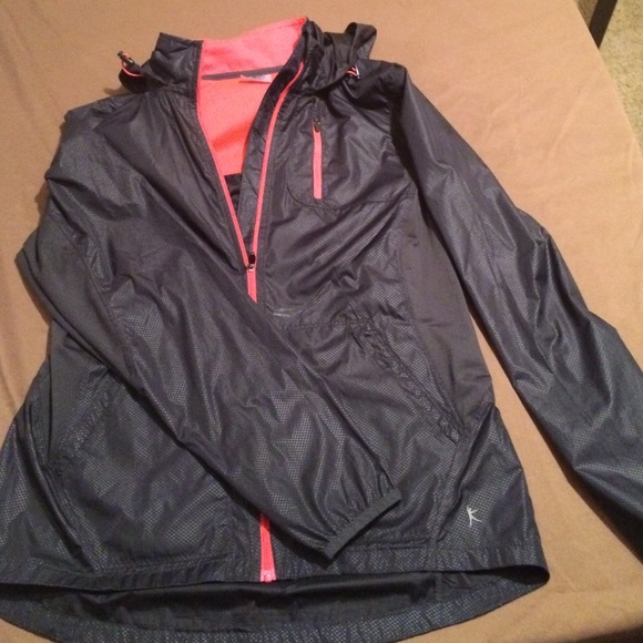 danskin now windbreaker