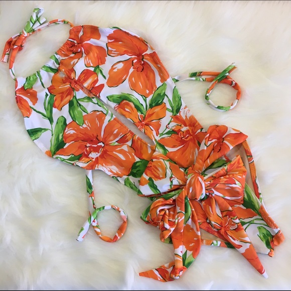 ❌SOLD❌Floral one piece swimsuit - Picture 3 of 4