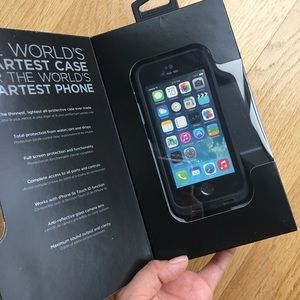 iPhone 5s Lifeproof case