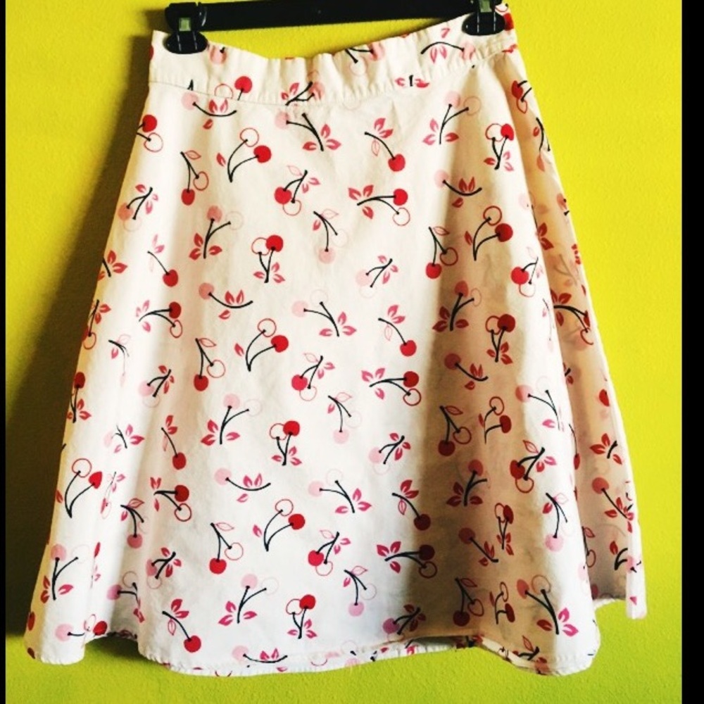 Vintage style cherry white rockabilly circle skirt