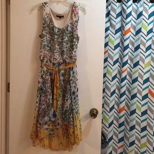 Sleeveless dress.