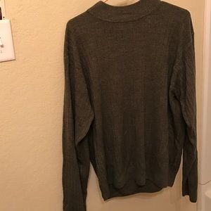Long sleeve green sweater