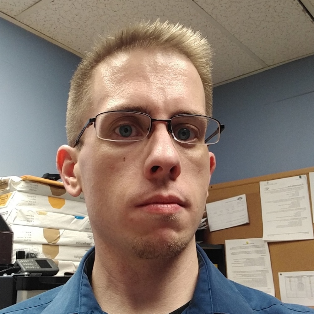 Meet your Posher, Chris