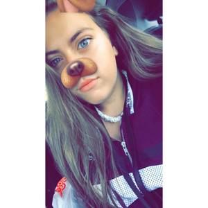 Meet your Posher, Michaela