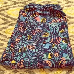 Blue Lace Lularoe Leggings HTF