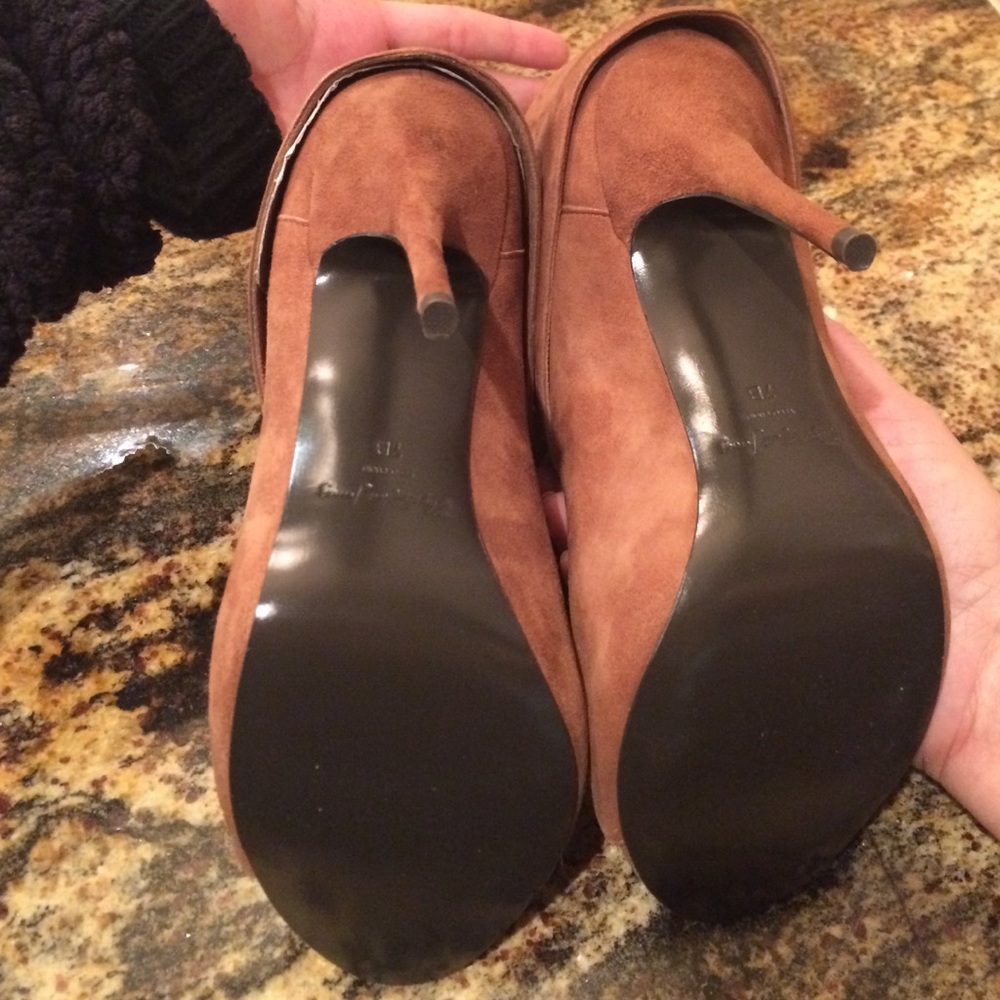 Elizabeth and James suede cuff open toe bootie - Picture 3 of 4