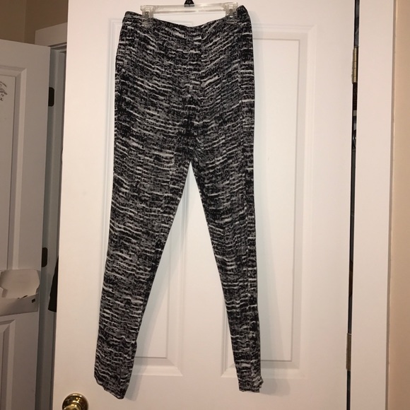 Forever 21 Joggers - Picture 3 of 4