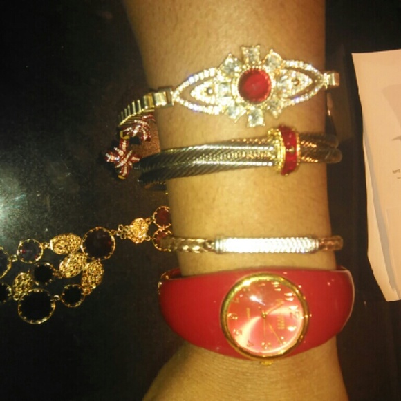 Ruby red jewlery - Picture 2 of 4