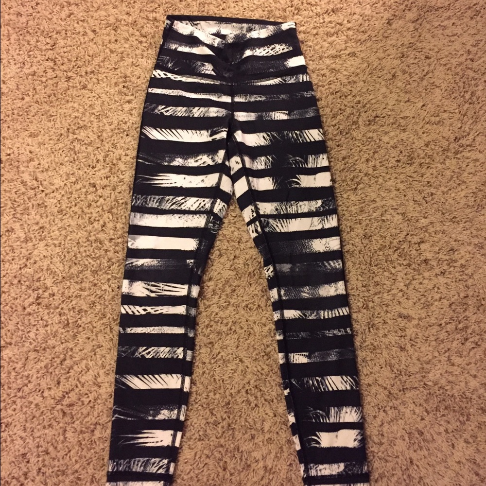 Lulu striped leggings