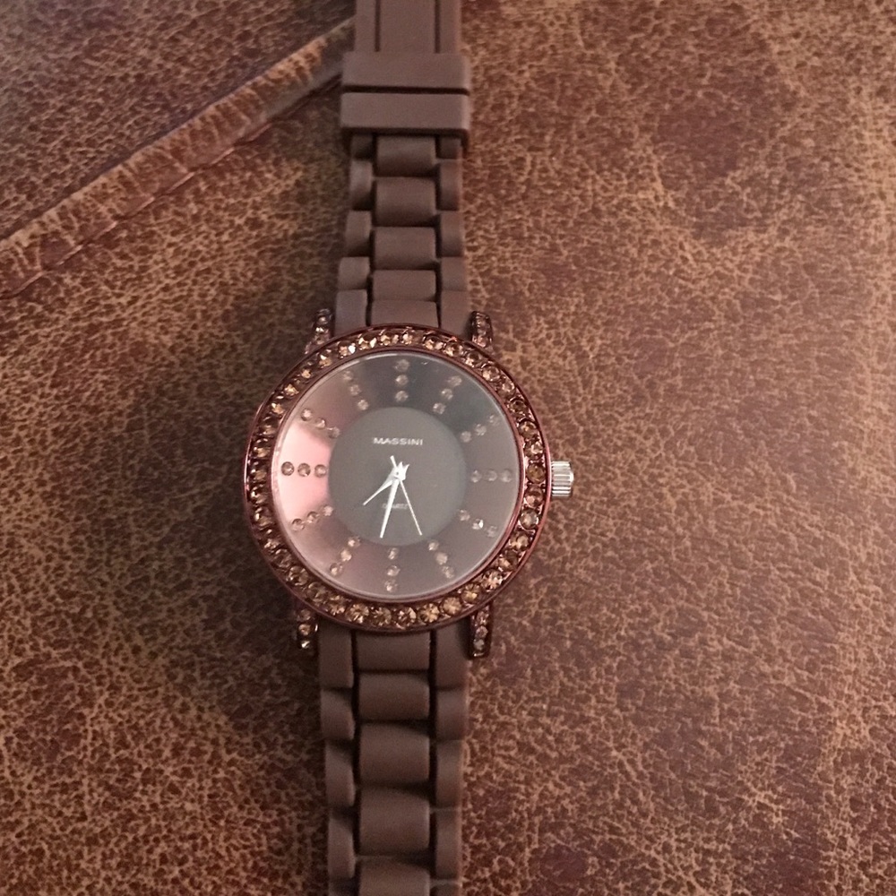 Massini brown watch, needs battery
