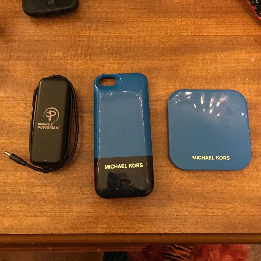 Michael Kors chargeable iPhone 5/5s phone case!
