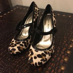 Antonio Melani leopard print heels