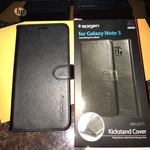 Spigen kickstand cover