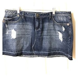 Size 15 YMI jean skirt