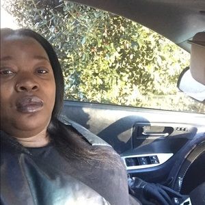 Meet your Posher, Angie