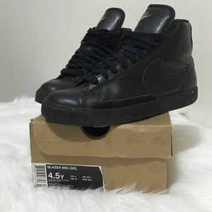 Nike Blazer Mid