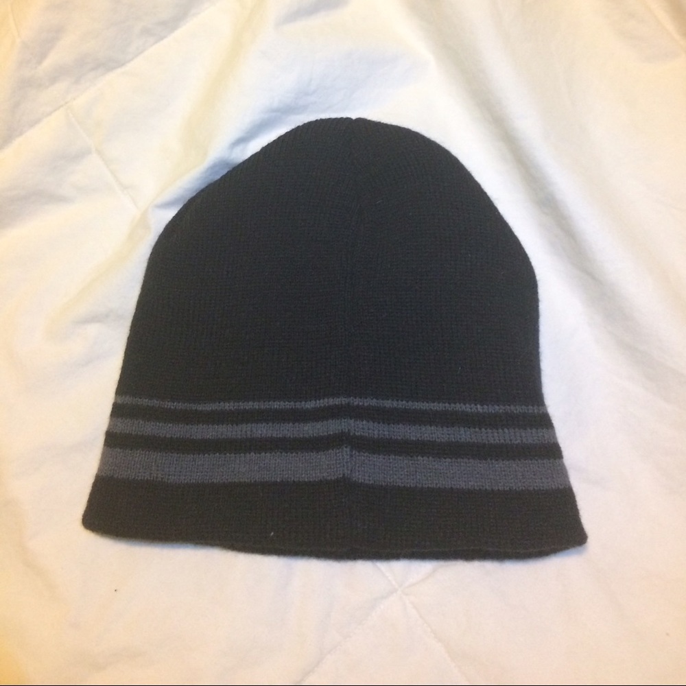 SOLD Modern black and grey beanie