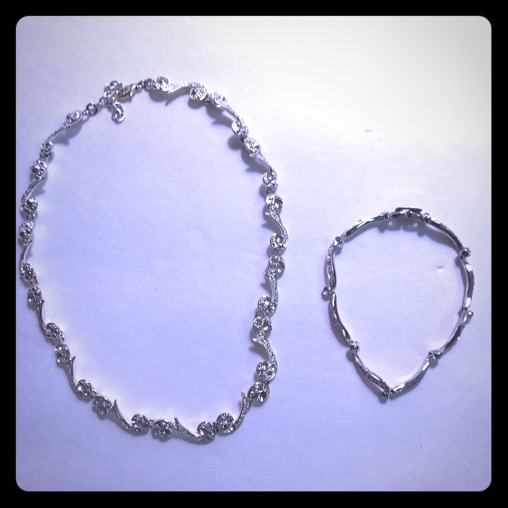 Necklace and Bracelet Set