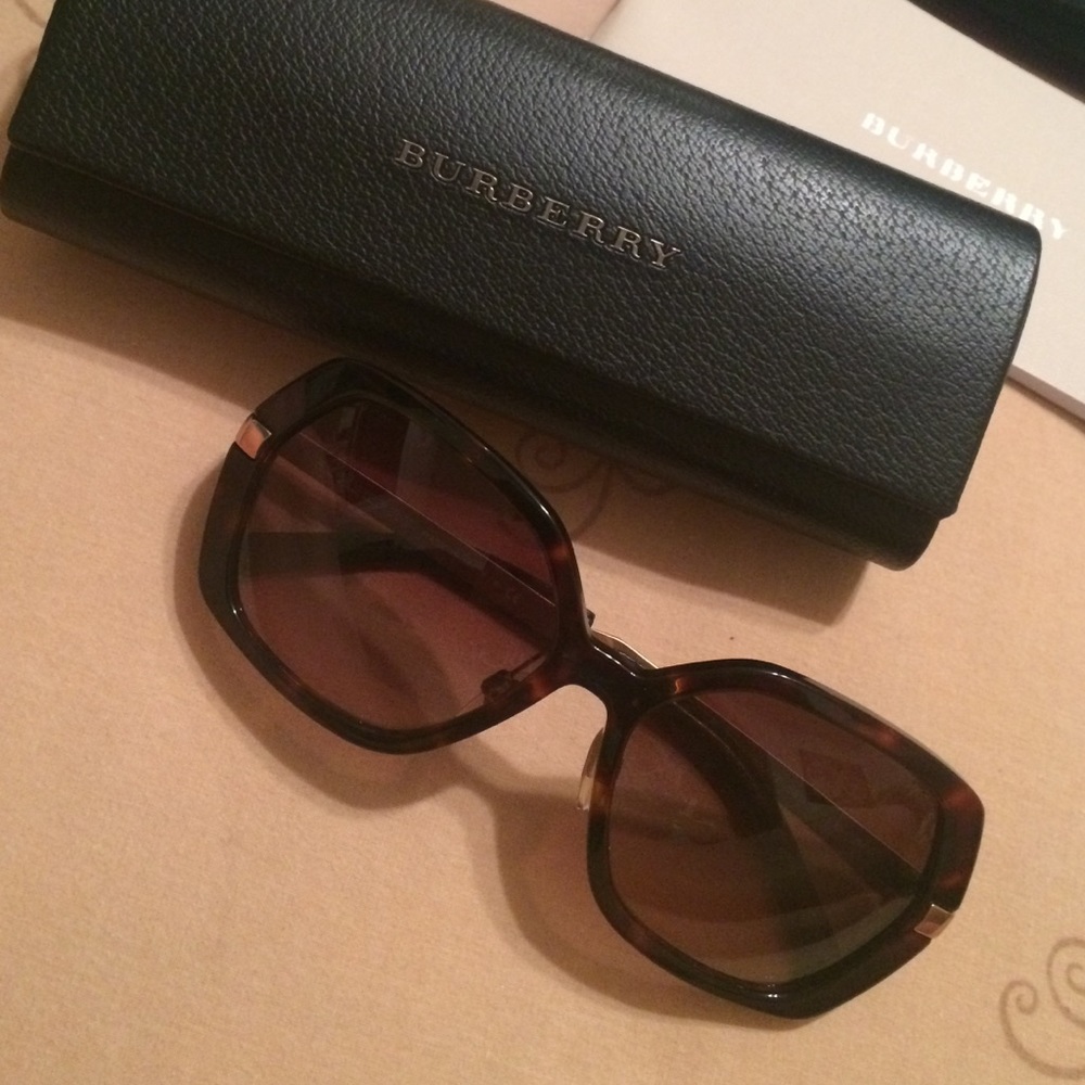 Burberry sunglasses! Brand new