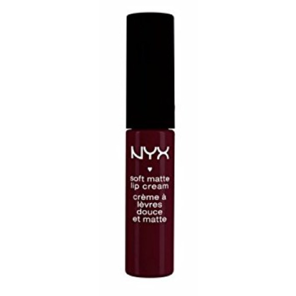 Nyx soft matte lip cream in Transylvania