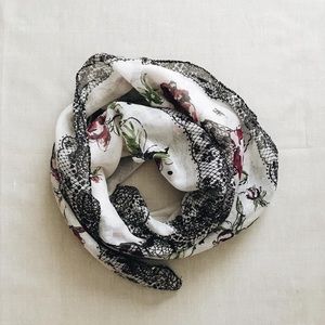 Floral print scarf