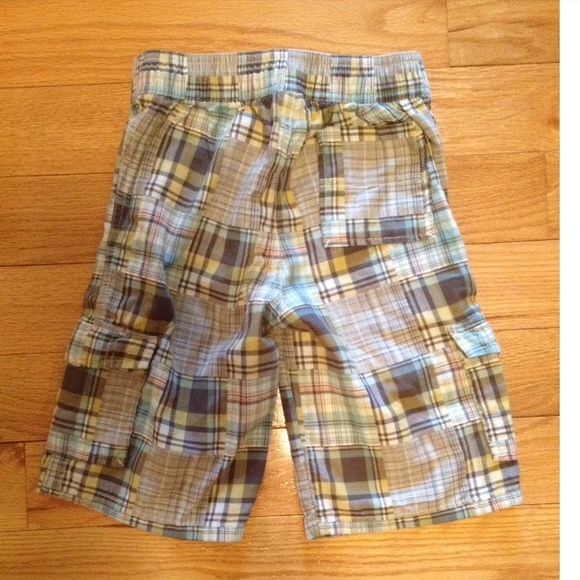 Gymboree Boys Plaid Shorts Size 6 - Picture 3 of 3