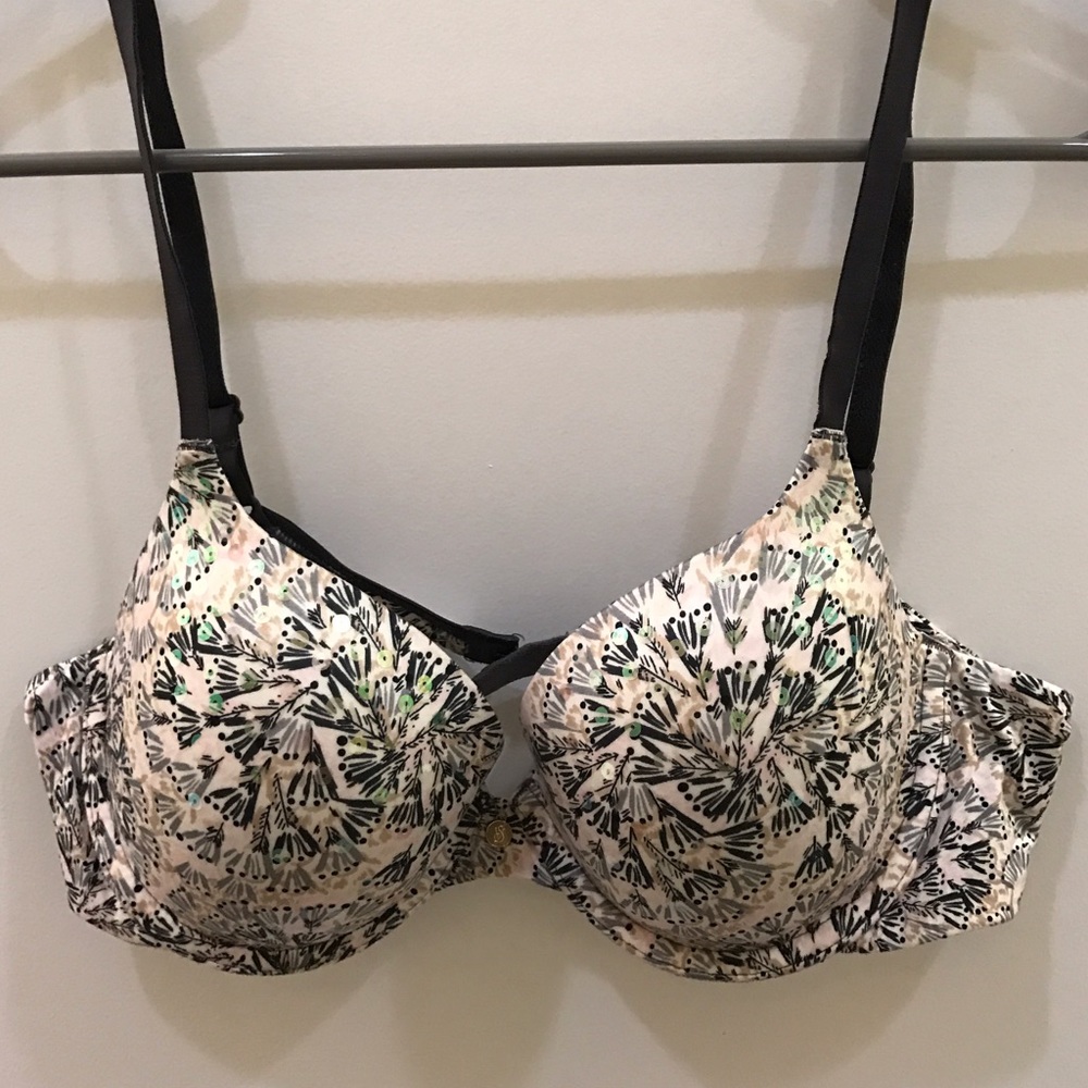 Victoria's Secret lined Demi bra