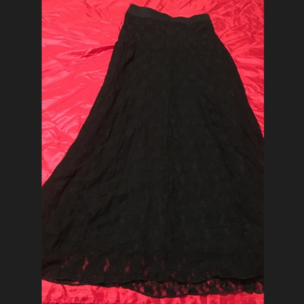 Long lace skirt