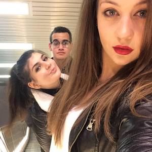 Meet your Posher, Katie