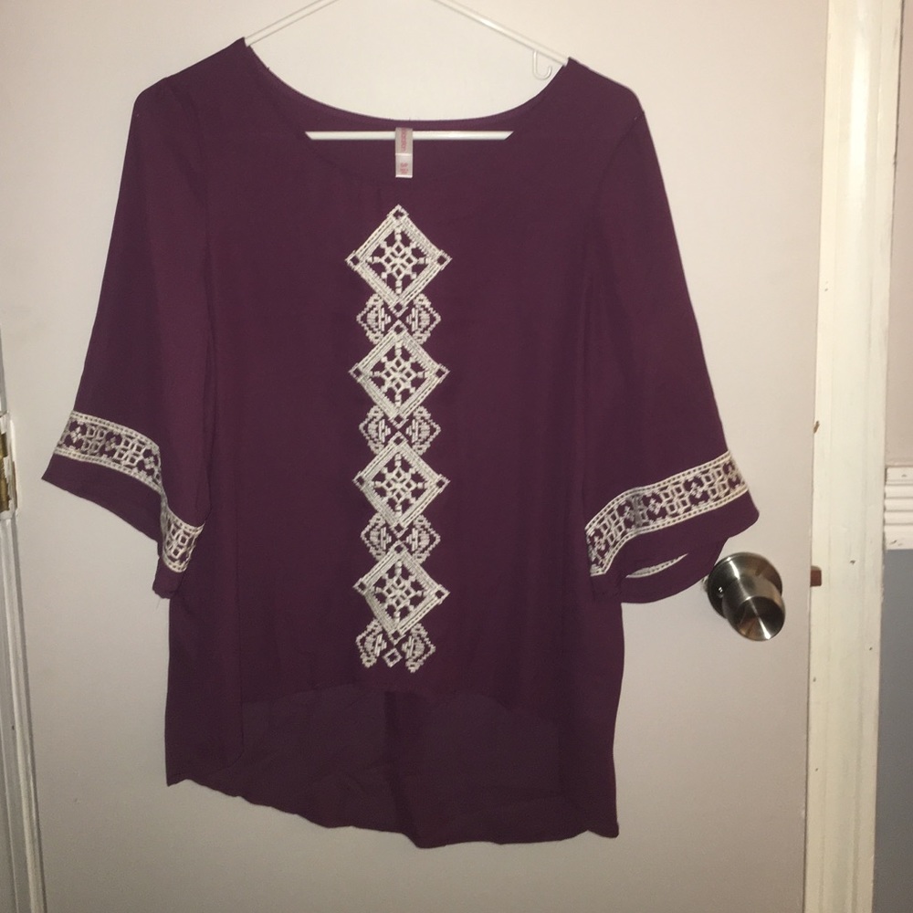 Plum boho, high low top.