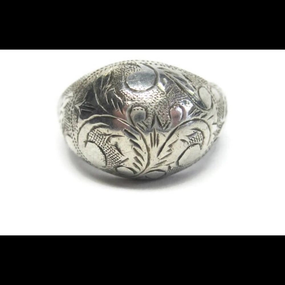 Vintage Siam Sterling etched dome ring