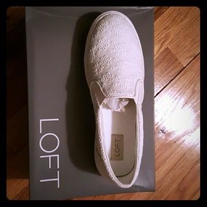 LOFT T SLIDE SNEAKERS, BRAND NEW