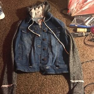 hoodie denim jacket. NEW WITHOUT TAGS