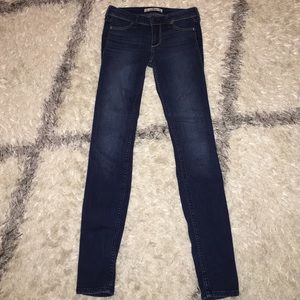 Medium wash Hollister jeans