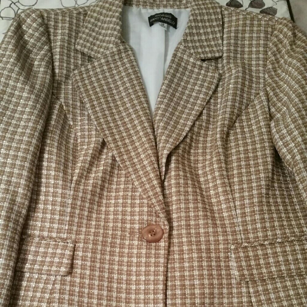 Women's 2-piece business suit