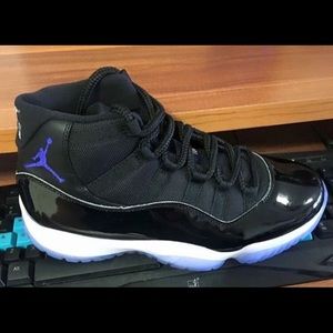 Jordan 11 Space Jam