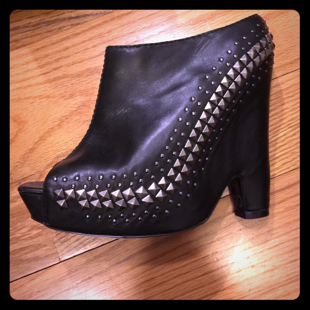 Sam Edelman wedges
