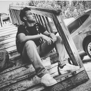 Meet your Posher, Amir