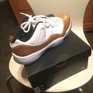 Jordan Low 11